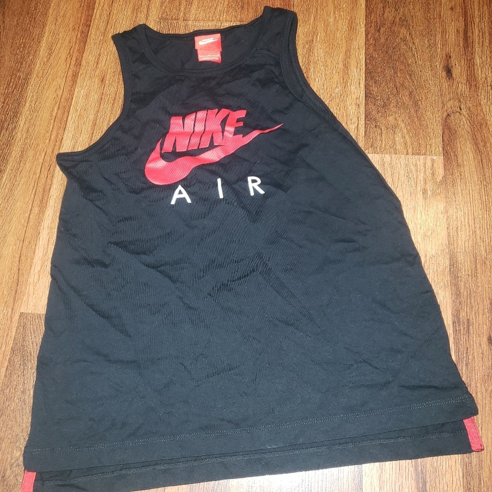 Nike tank